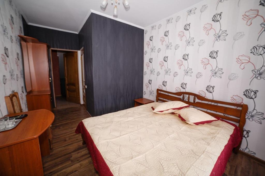 Corner House Hotel Lutsʼk Zewnętrze zdjęcie