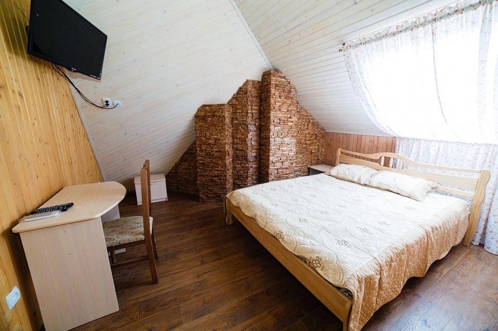 Corner House Hotel Lutsʼk Zewnętrze zdjęcie