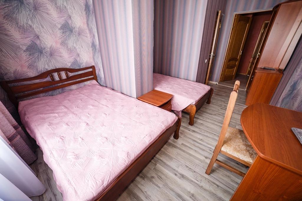 Corner House Hotel Lutsʼk Zewnętrze zdjęcie